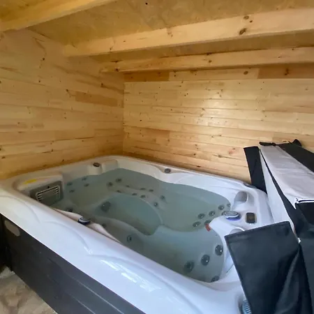 Holiday home Swimming's House Hermanville-sur-Mer