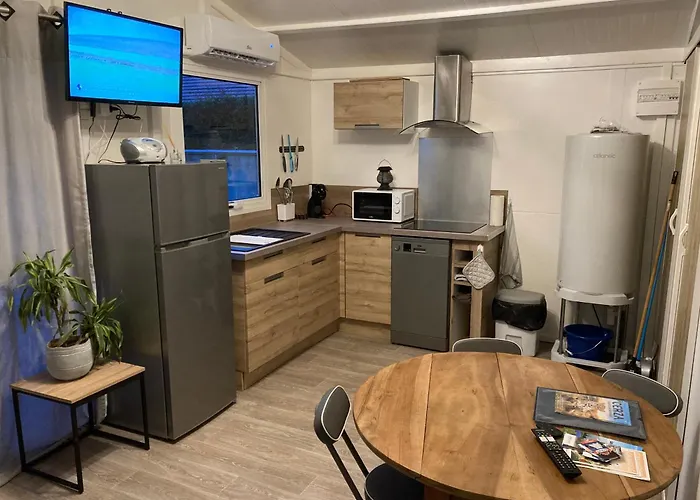 Holiday home Swimming's House *